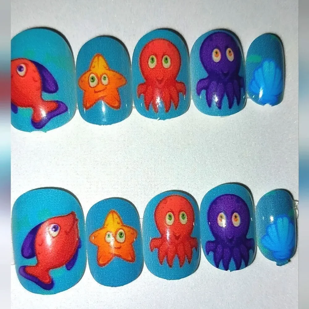 Kids custom 10pc  press on nails for girls and teens